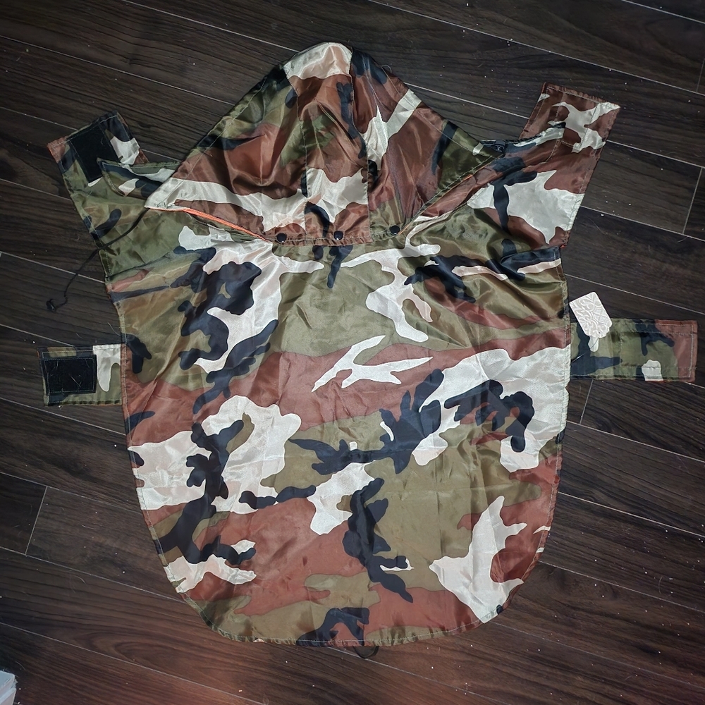 NWT Casual Canine Reversible Camo Dog Jacket | Orange Safety Lining | Size Large